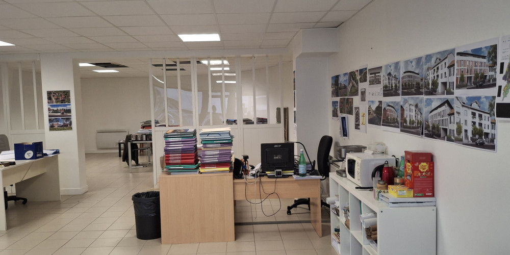 local commercial à BAYONNE (64100)